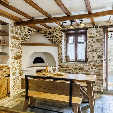 Lithos House Tiny House-wifi-village & Sea View Holiday home Glossa